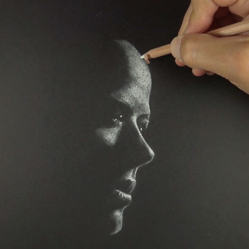 Drawing skin texture with white charcoal